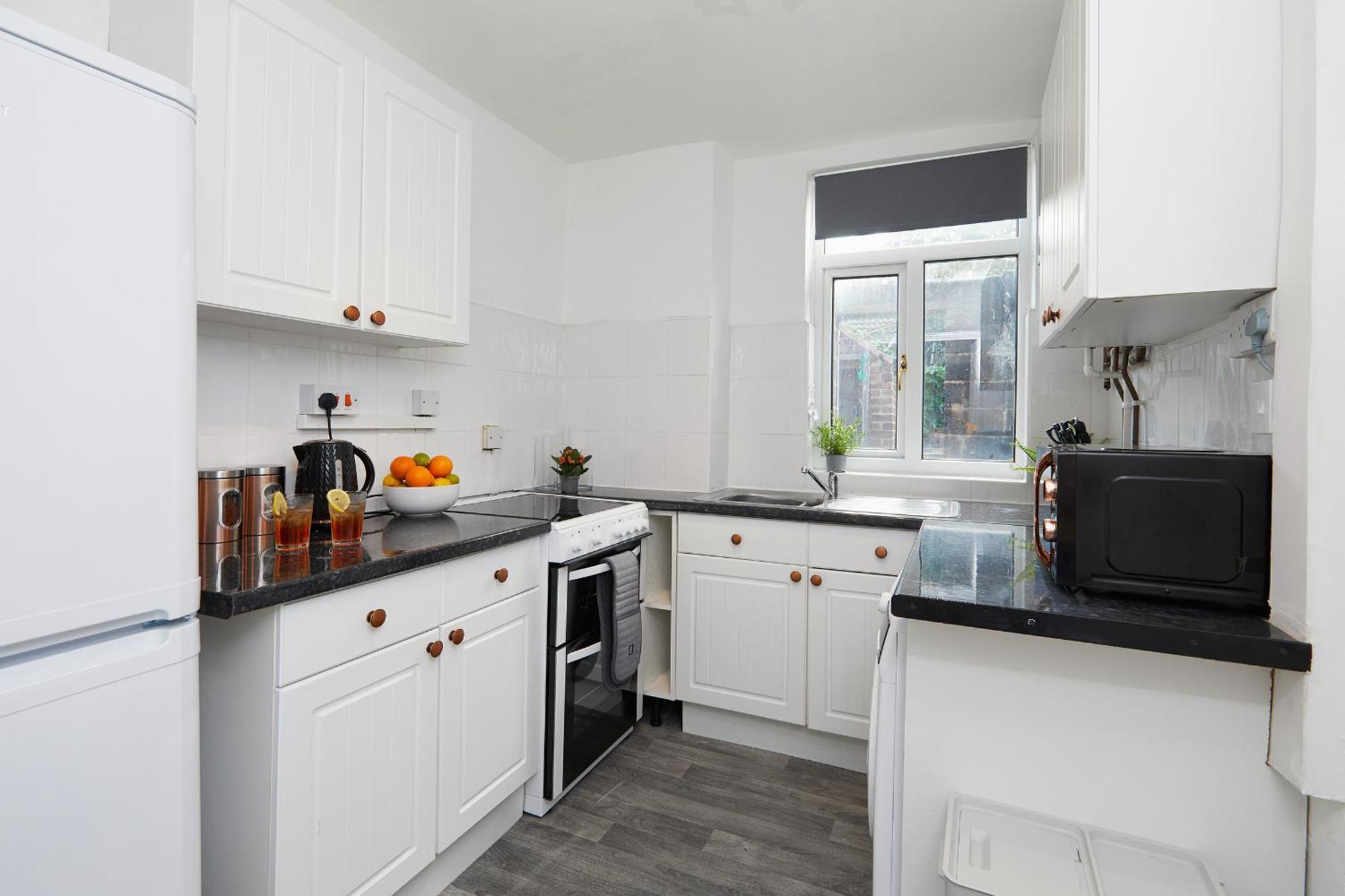 Your Sheffield Stays - Spacious 5 Bedroom House الغرفة الصورة